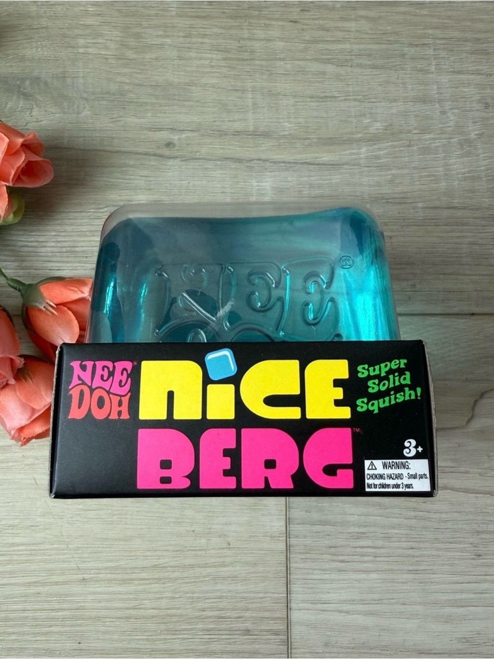 Needoh Big Nice Berg NWT
